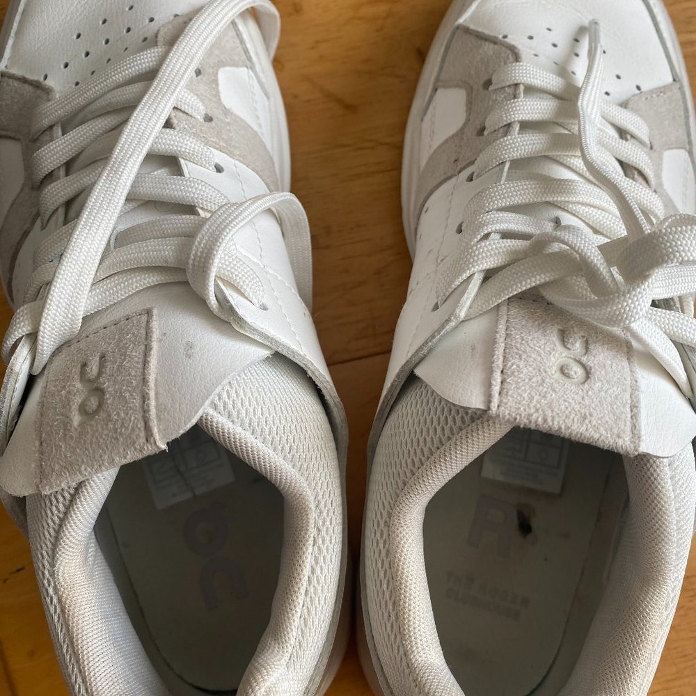 On Women's THE ROGER Clubhouse Shoes Shoe
